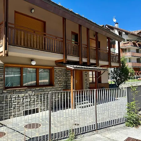 Monti Tatil Evi Courmayeur