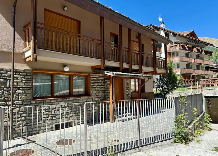 Monti Nyaraló Courmayeur